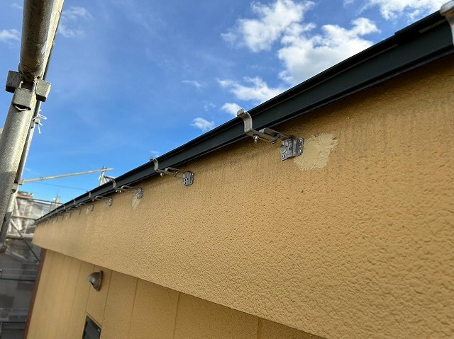 甲府市　屋根カバー工法